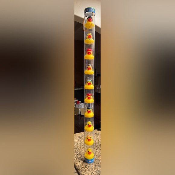 Want to be a Lucky Duck? Join my GiftAwaycongrats  @gabriellelee838 and @jtt1979 - Picture 2 of 15